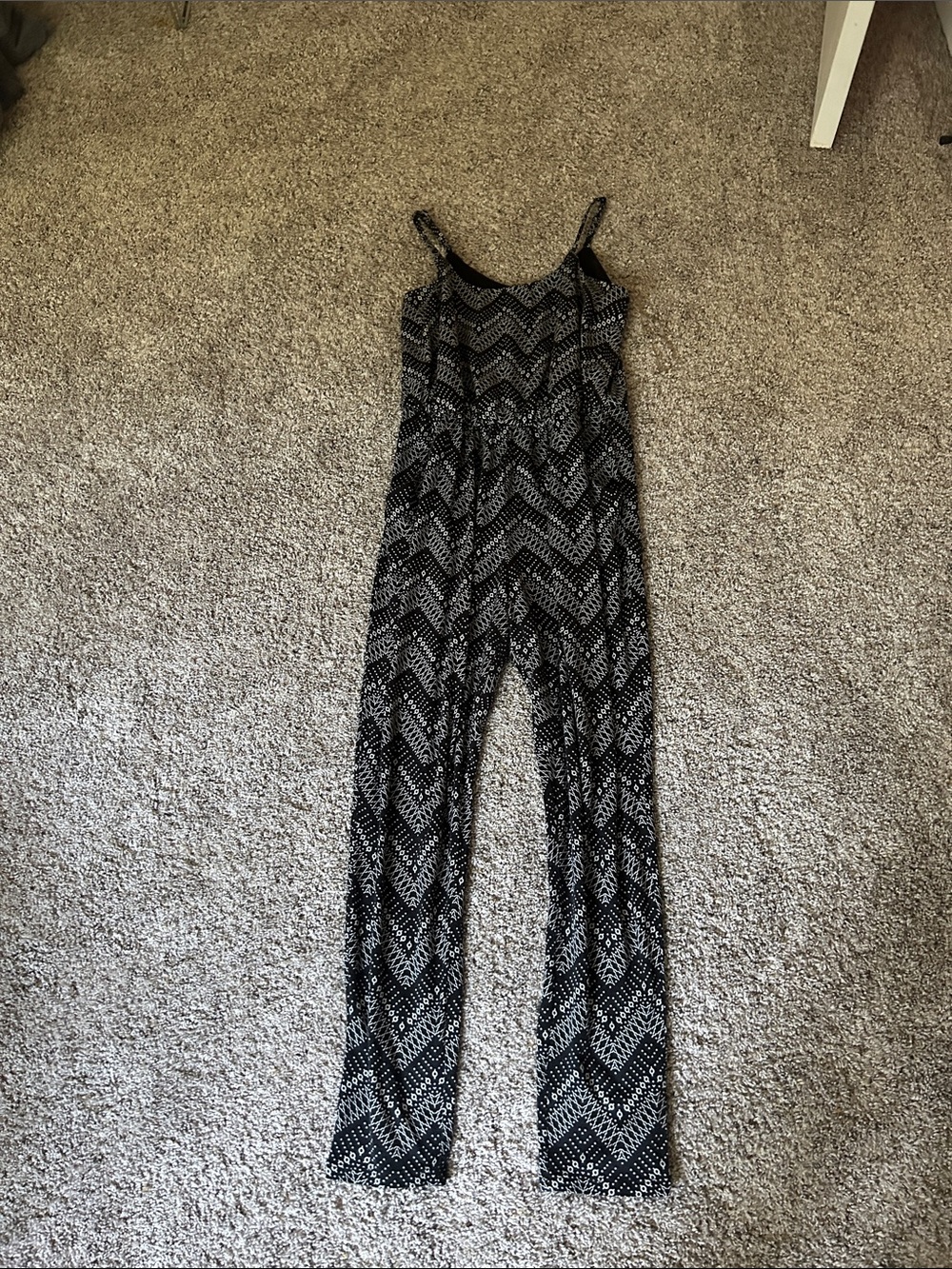 Xhilaration Women’s Black & White Printed Jumpsuit